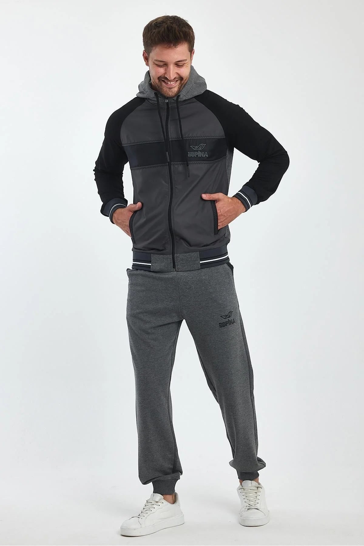 Erkek Kapüşonlu Spor Eşofman Takımı