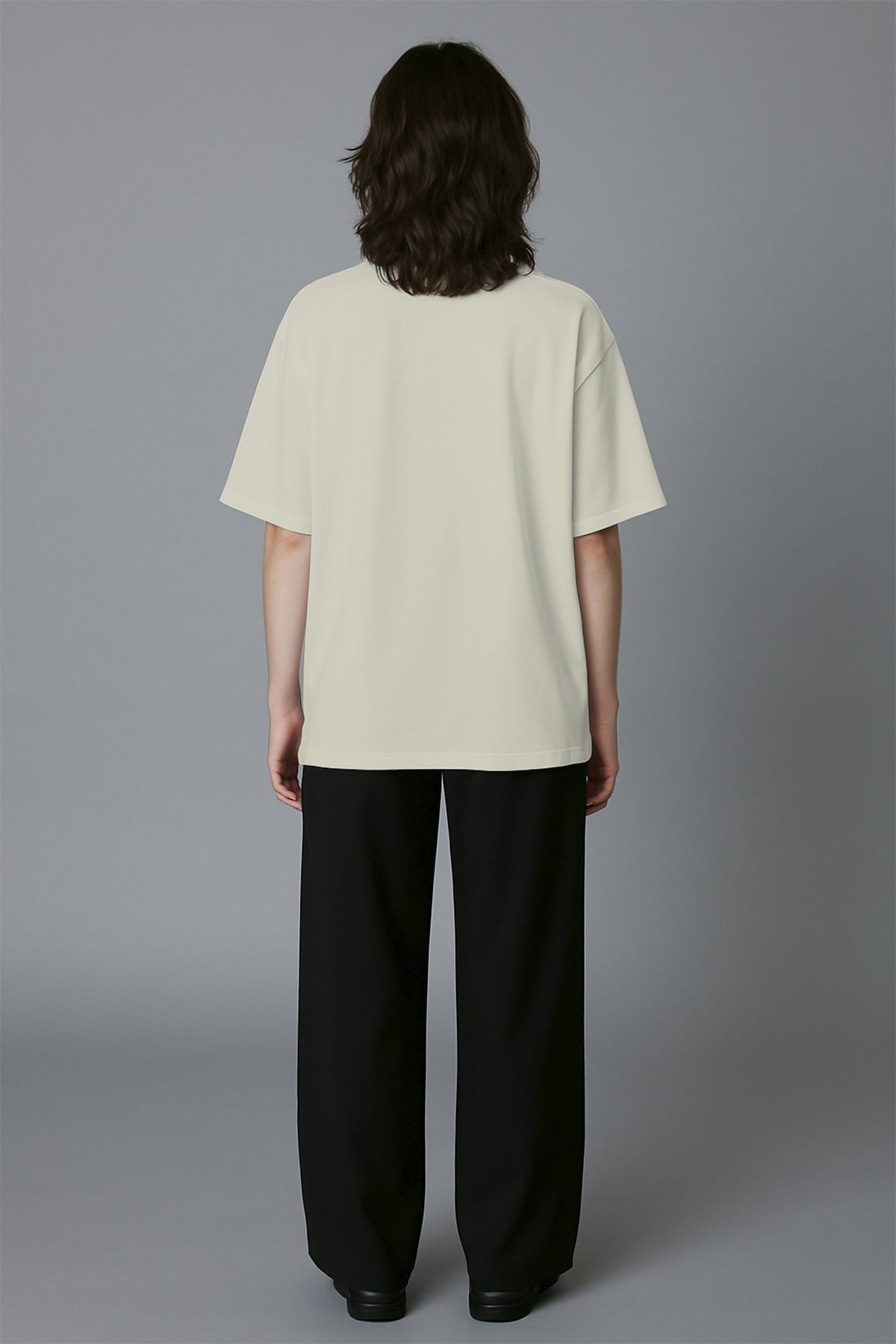 Minimal Tasarım Oversize Tişört