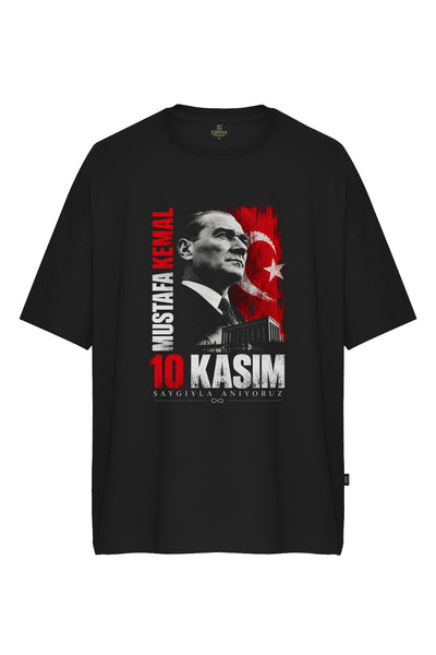 10 Kasım Mustafa Kemal Atatürk Baskılı Siyah Oversize Tişört – Saygıyla Anıyoruz, %100 Pamuk