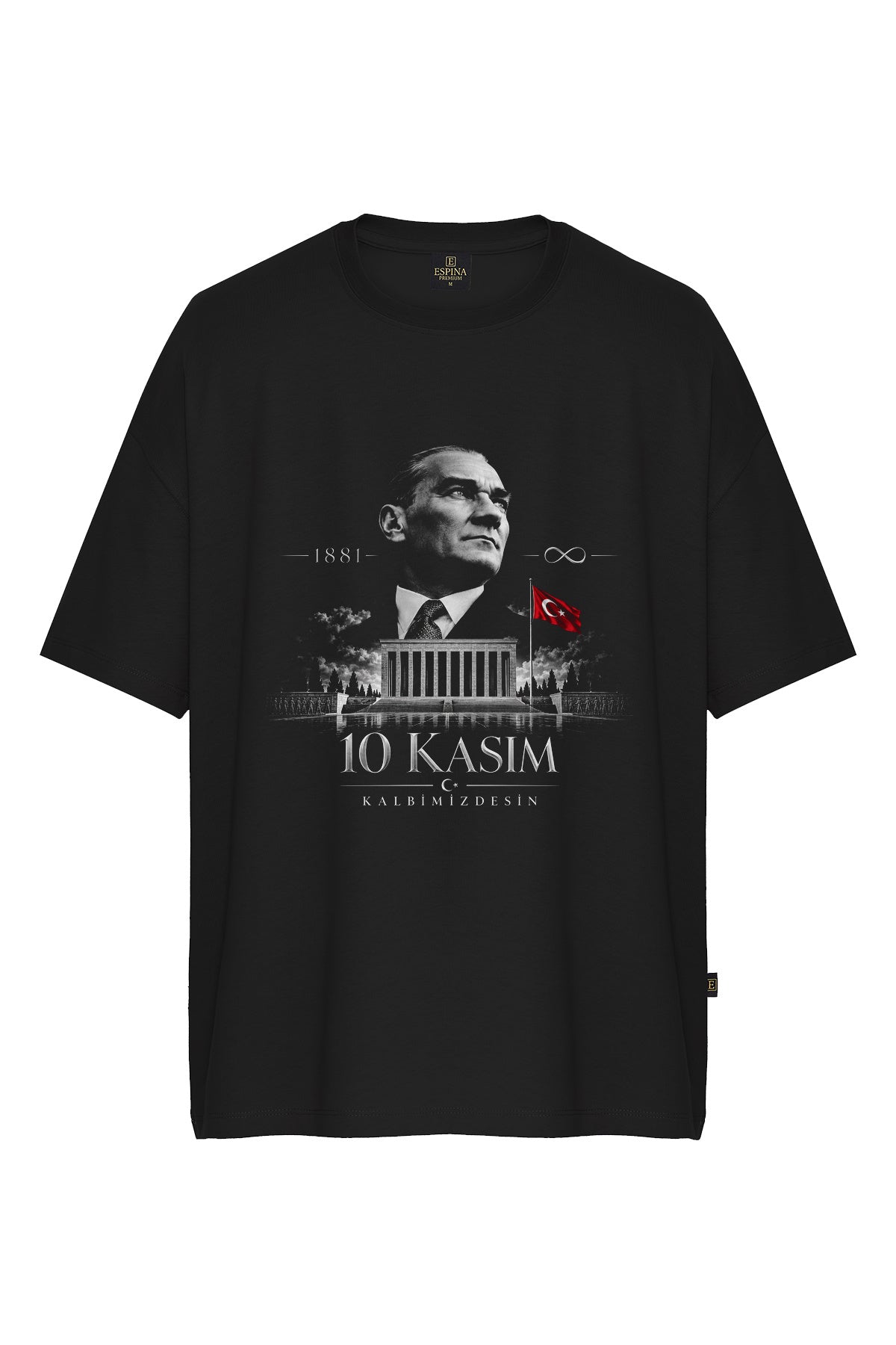 10 Kasım Atatürk Baskılı Siyah Oversize Tişört – Kalbimizdesin, %100 Pamuk