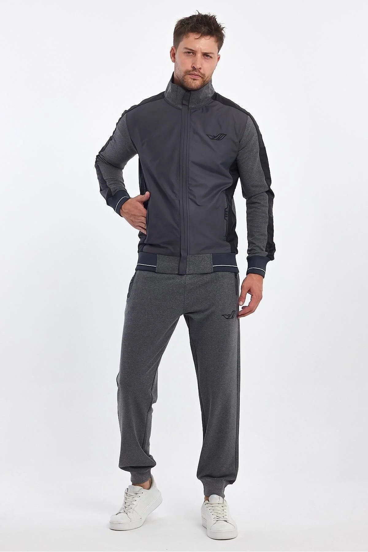 Erkek Yandan Robalı Fermuarlı Spor Eşofman Takımı