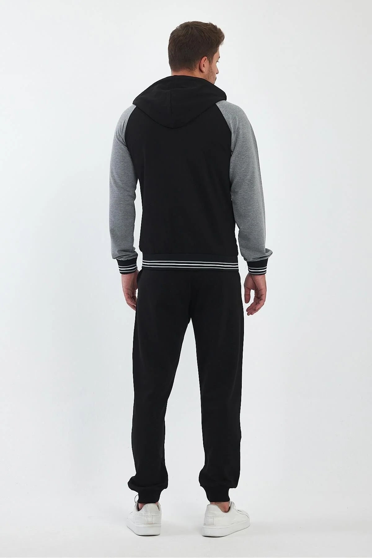 Erkek Kapüşonlu Spor Eşofman Takımı