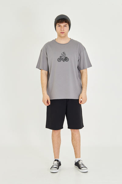 Minimalist Design Oversize T-shirt 