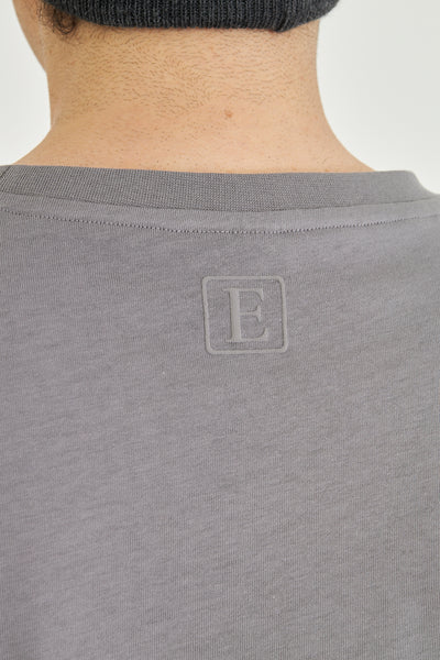 Minimalist Design Oversize T-shirt 