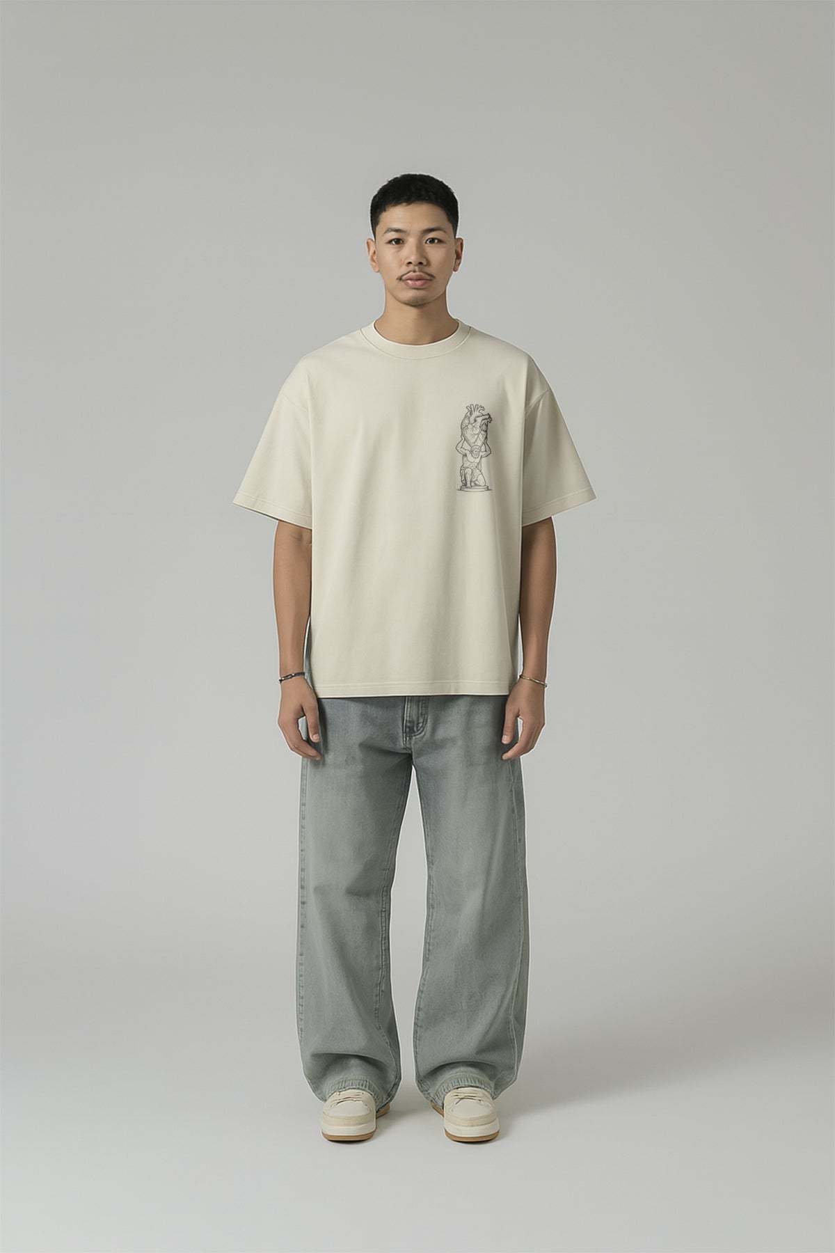 Minimal Tasarım Oversize Tişört