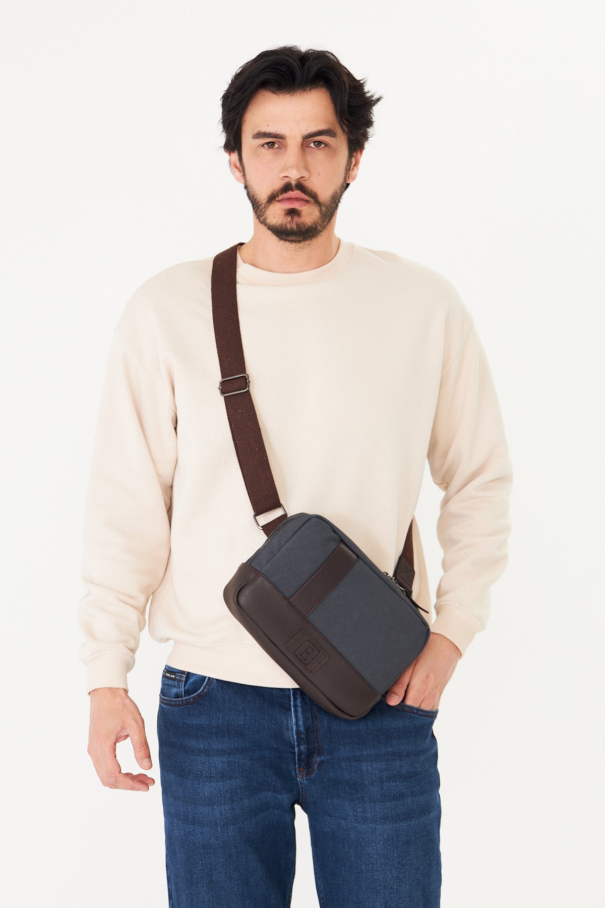 Unisex Hasır Dokulu Çapraz Omuz Çantası