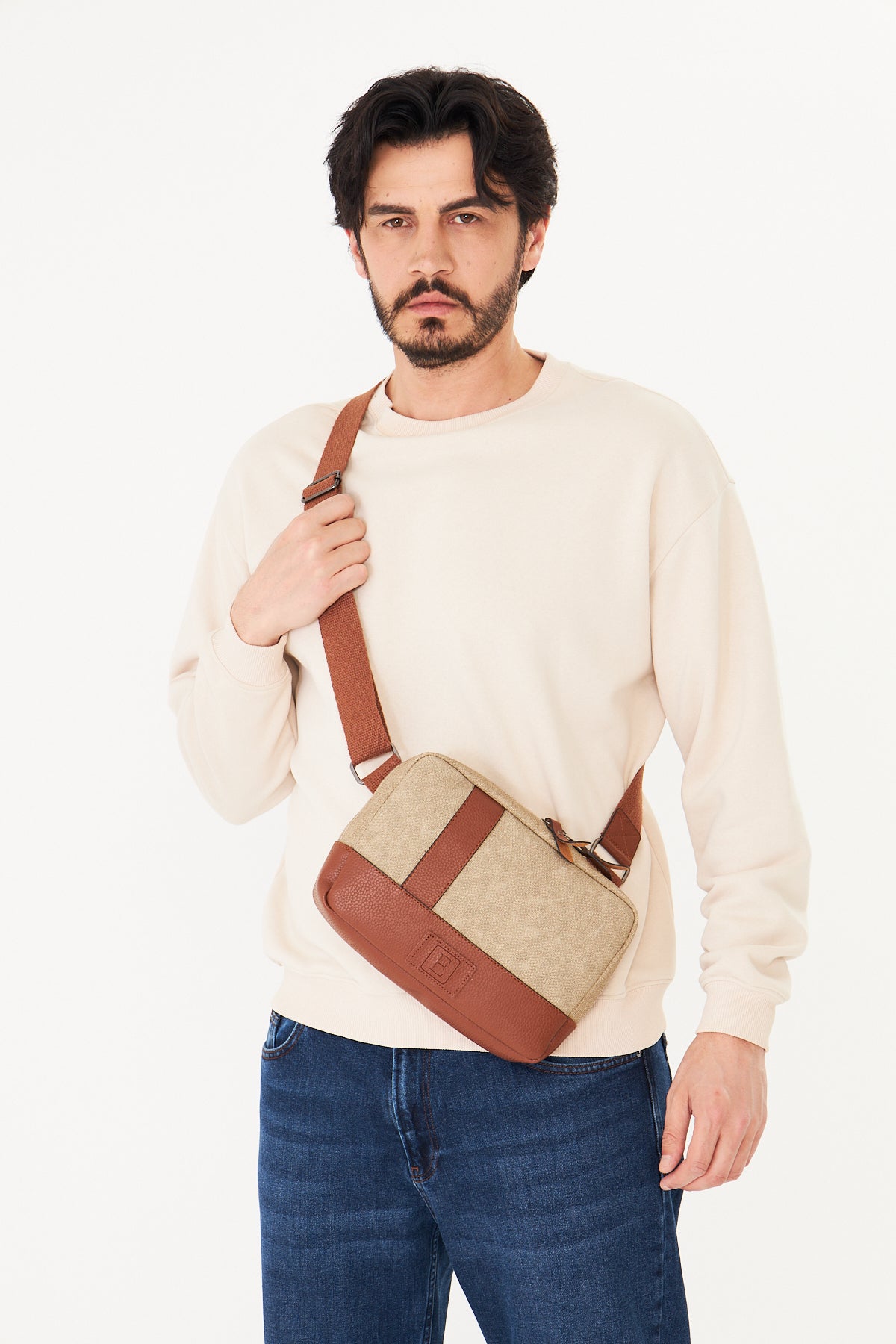 Unisex Hasır Dokulu Çapraz Omuz Çantası